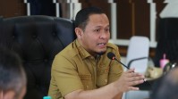 Semarak HUT RI, Wako Pekanbaru Ajak Warga Kibarkan Merah Putih