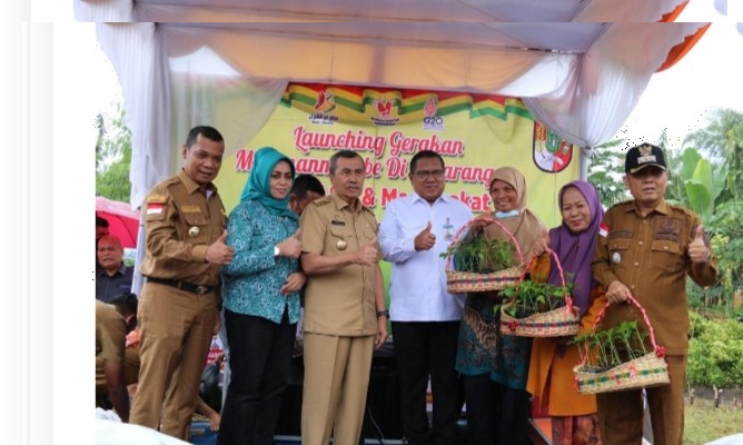 Tekan Inflasi, Pj Wali Kota dan Gubri Galakkan Aksi Tanam Cabai