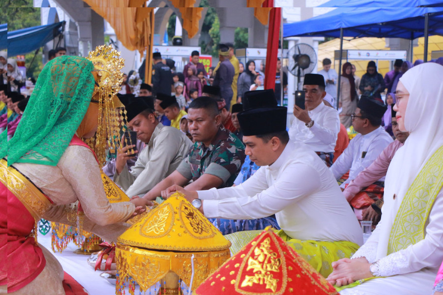 Petang Megang Sambut Ramadhan di Masjid Raya Pekanbaru Dipadati Warga