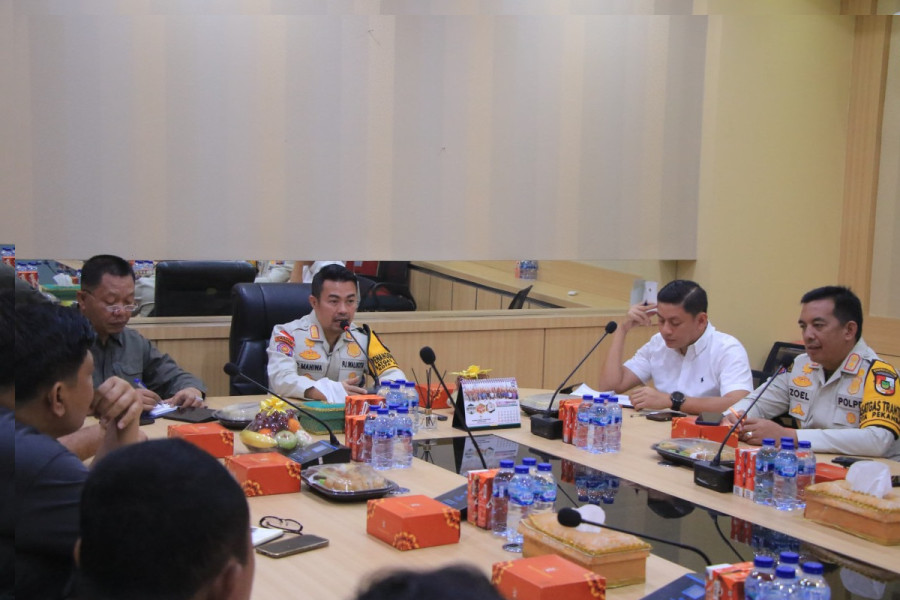 Kadis PUPR Pekanbaru Hadiri Rakor Tindaklanjut Pasca Kebakaran Gedung B9