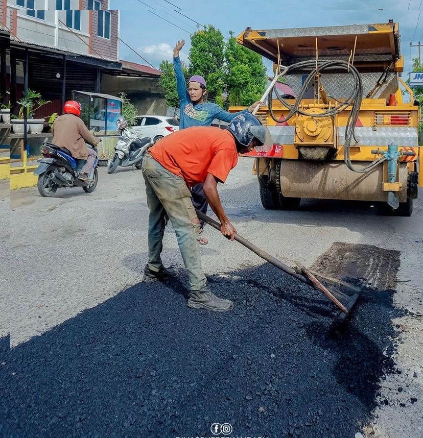 Awal Tahun 2023, Dinas PUPR Pekanbaru Sudah Perbaiki 10 Titik Jalan Rusak