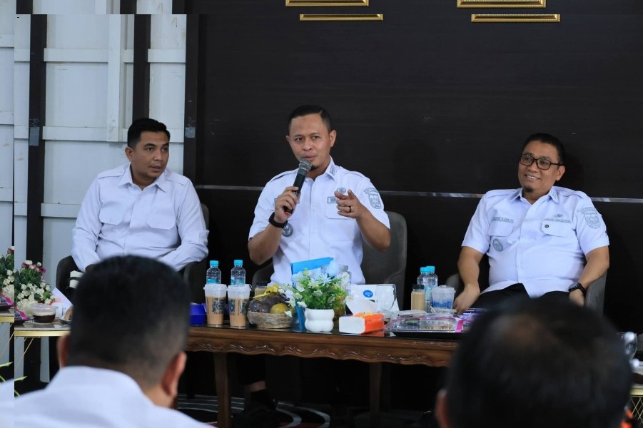 Wako Agung Minta Camat Responsif Tangani Keluhan Warga