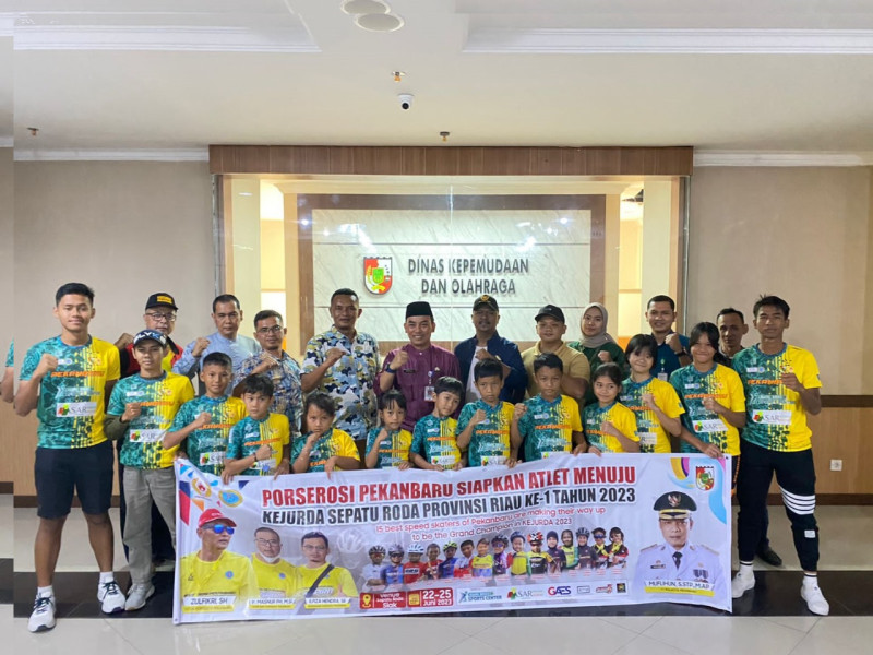 Raih Juara Umum Kejurda 2023, Kadispora Pekanbaru Beri Apresiasi 15 Atlet Sepatu Roda