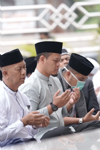 Pekanbaru Mengetuk Langit, 15 Kecamatan Serentak Laksanakan Salat Istisqa