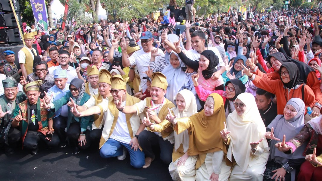 Antusiasme Warga Membludak, Festival Talam Durian Jadi Magnet Perayaan HUT Pekanbaru