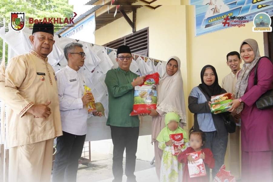 BKPSDM Kota Pekanbaru Salurkan Bantuan Makanan Kepada Anak Stunting