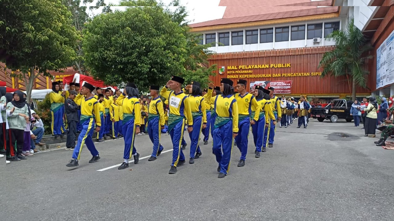 Gerak Jalan Merdeka, Ribuan Murid SMP-SMA se-Kota Pekanbaru Padati MPP