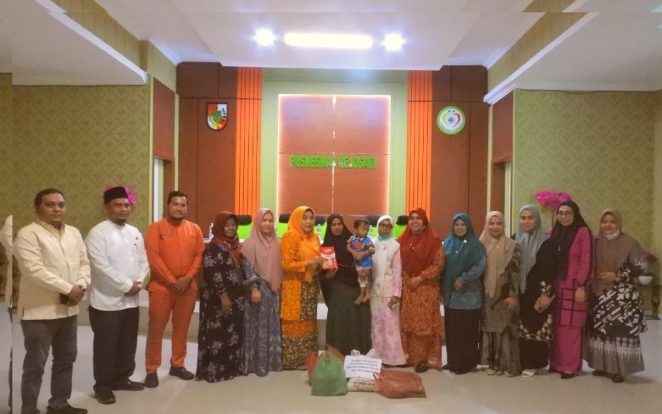 Kepala BPKAD Pekanbaru Kembali Salurkan Bantuan Stunting