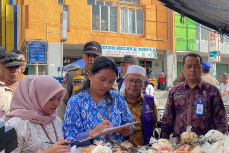 BBPOM Pekanbaru Temukan Boraks Dalam Kerupuk Tempe di Pasar Takjil