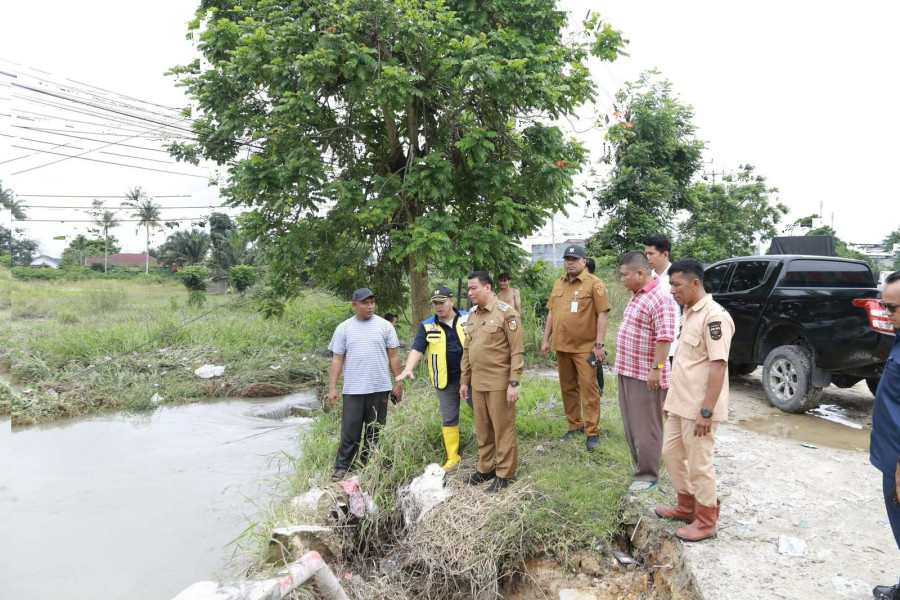 Atasi Banjir, Besok Pemko Pekanbaru Kerahkan Alat Berat Normalisasi Sungai dan Drainase