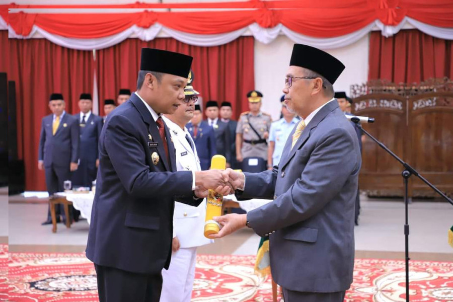 Pj Wali Kota Pekanbaru Terima SK Perpanjangan Masa Jabatan Dari Gubri
