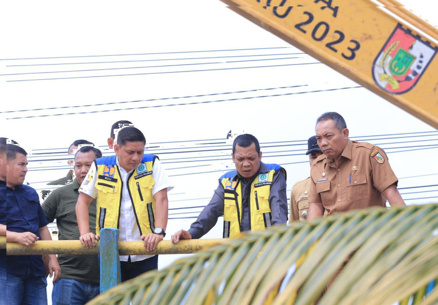 Kadis PUPR Dampingi Pj Wali Kota Pekanbaru Saat Peninjauan Ini !