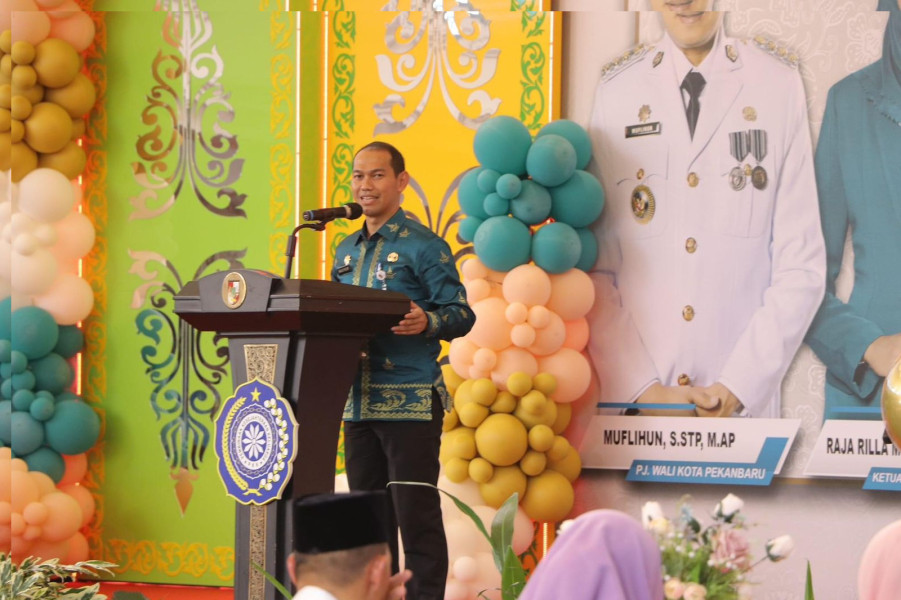 Camat Bukit Raya Hadiri Peringatan Hari Kartini Ke-144 Tingkat Kota Pekanbaru