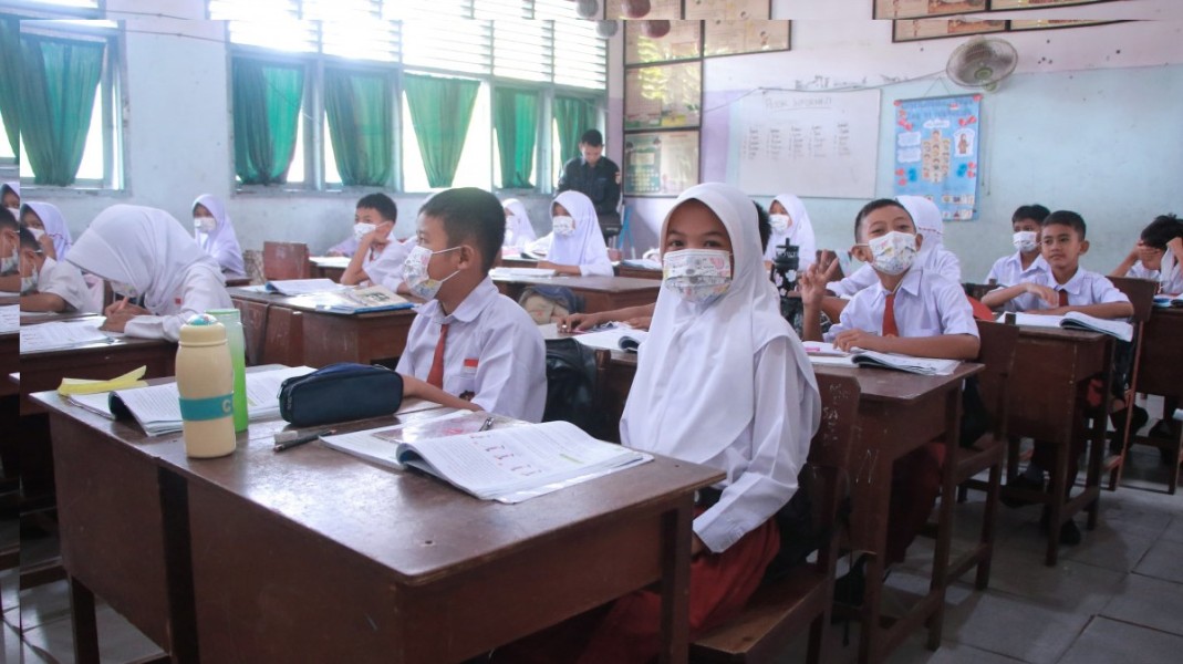 Pekanbaru Kembali Tatap Muka, Siswa Wajib Pakai Masker