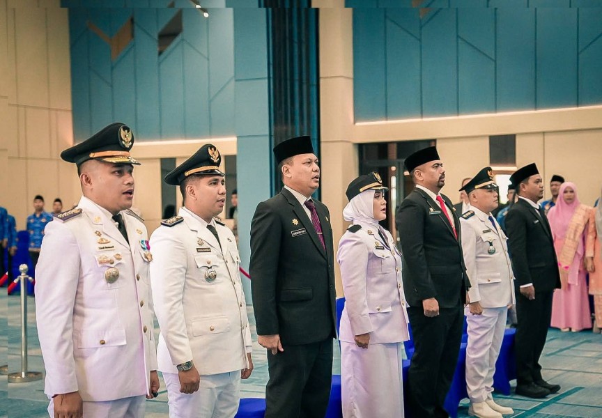 Lantik Kepala OPD Hingga Camat, Wali Kota Pekanbaru Tekankan Kinerja Cepat