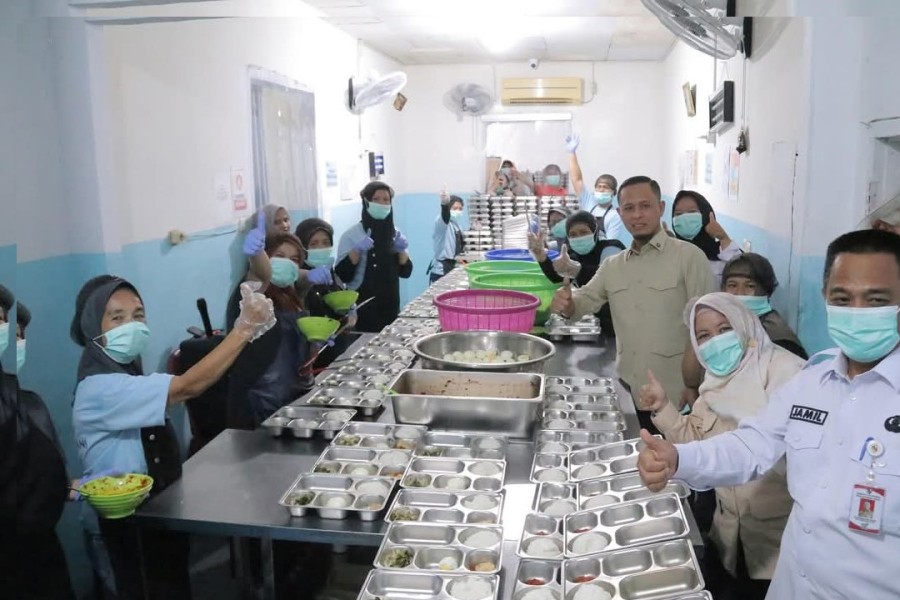 Pastikan Kualitas Makanan, Wako Pekanbaru Sidak Dapur SPPG