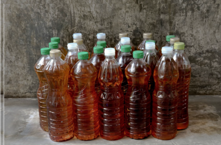 Sampah Jadi Cuan! Minyak Jelantah dan Botol Plastik Kini Bernilai Uang