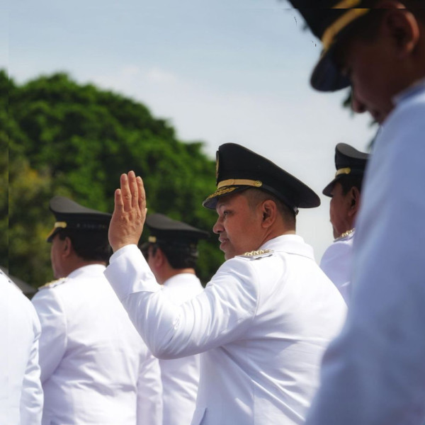 Kepulangan Kepala Daerah Riau Disambut Prosesi Adat Melayu di 1 Ramadan