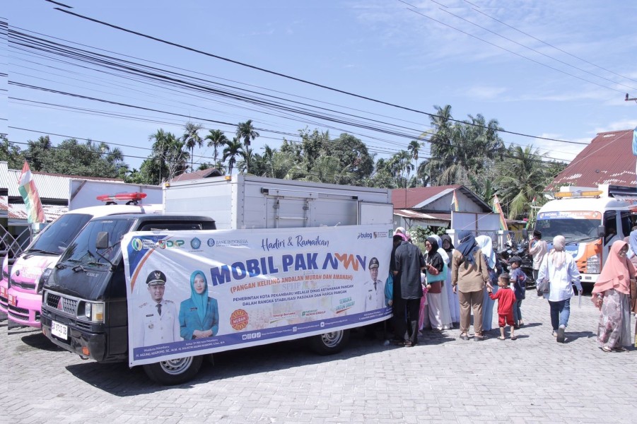 Tekan Inflasi, Pemko Pekanbaru Sediakan Cabai dan Sembako Murah di Mobil Pak Aman