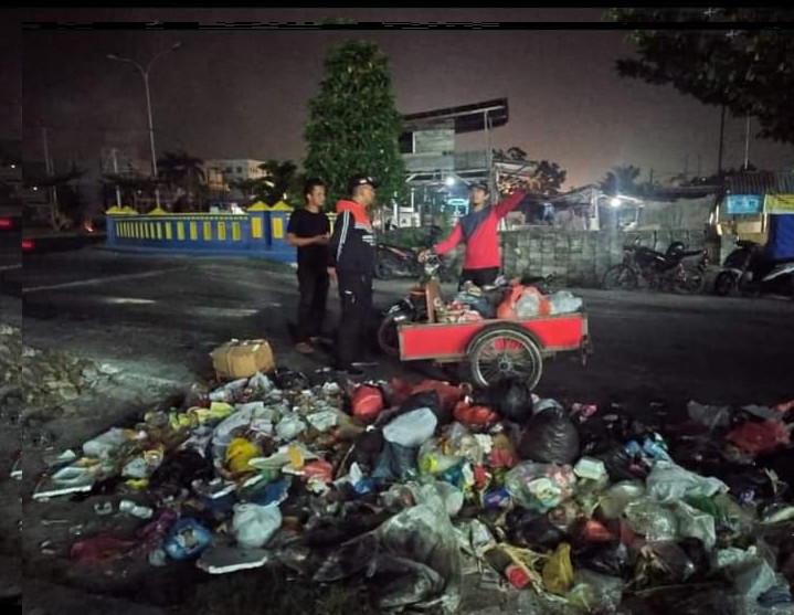 Warga Kurang Peduli Kebersihan, DLHK Pekanbaru Lakukan Penindakan