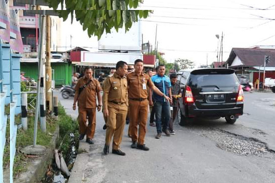 Dinas PUPR Data Ruas Jalan Rusak di Pekanbaru