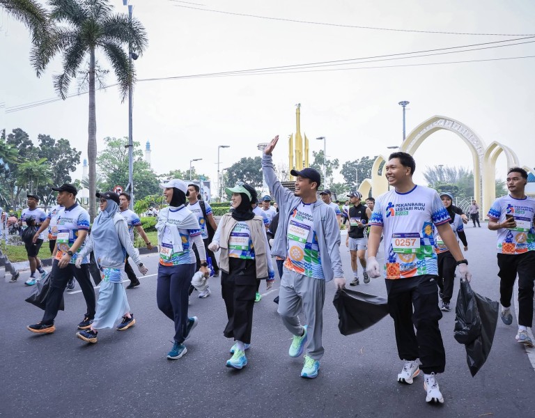 1.200 Pelari dan Wako Agung Turun ke Jalan, Ubah Lestari Run Jadi Aksi Nyata Perangi Sampah