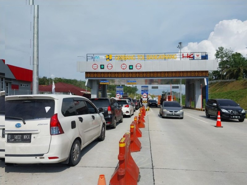Gelombang Arus Balik, 209 Ribu Kendaraan Padati Tol Trans Sumatera