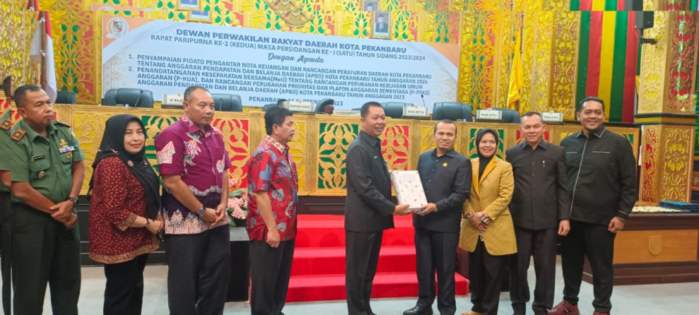 Paripurna MoU KUA PPAS RAPBD-P Tahun 2023 Turut Dihadiri Kepala BPKAD