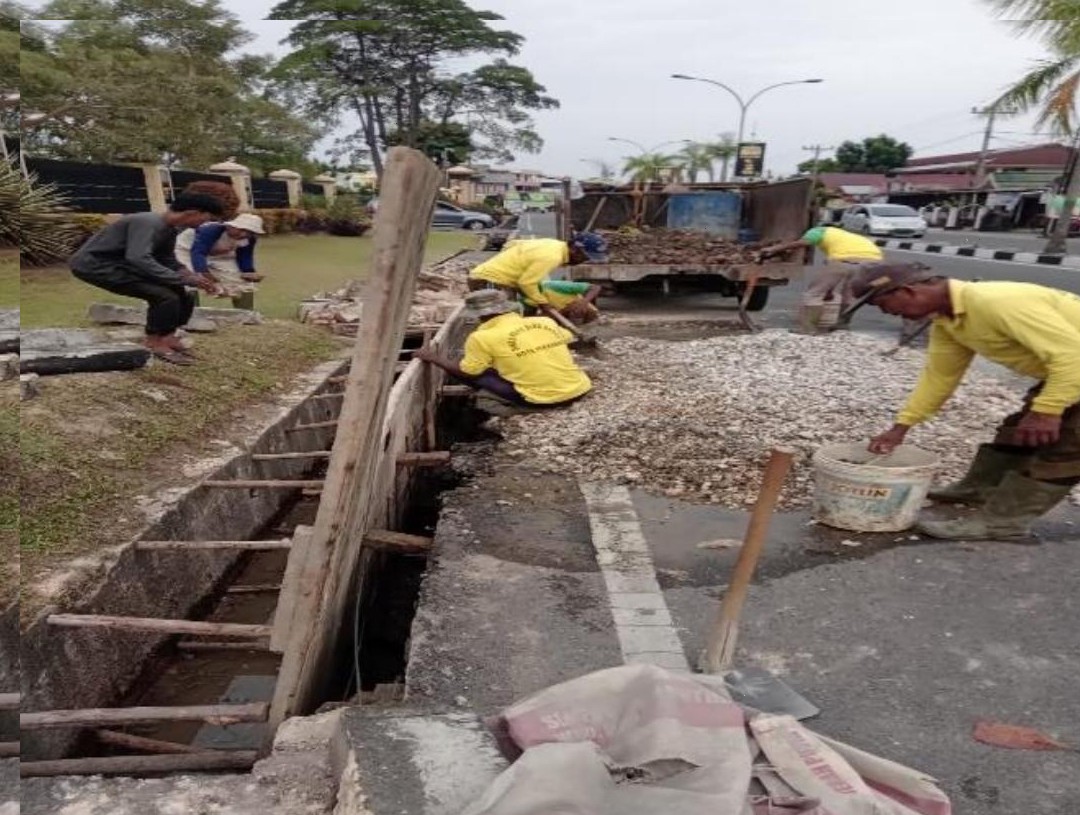 PUPR Pekanbaru Tuntaskan Perbaikan Bahu Jalan Patimura