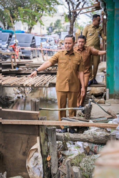 Atasi Banjir Arifin Ahmad, Pemko Pekanbaru Perbesar Drainase Jalan Paus